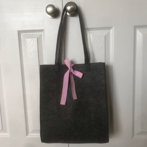 TOTE 👜